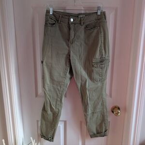 Ricki's Khaki Green Trousers